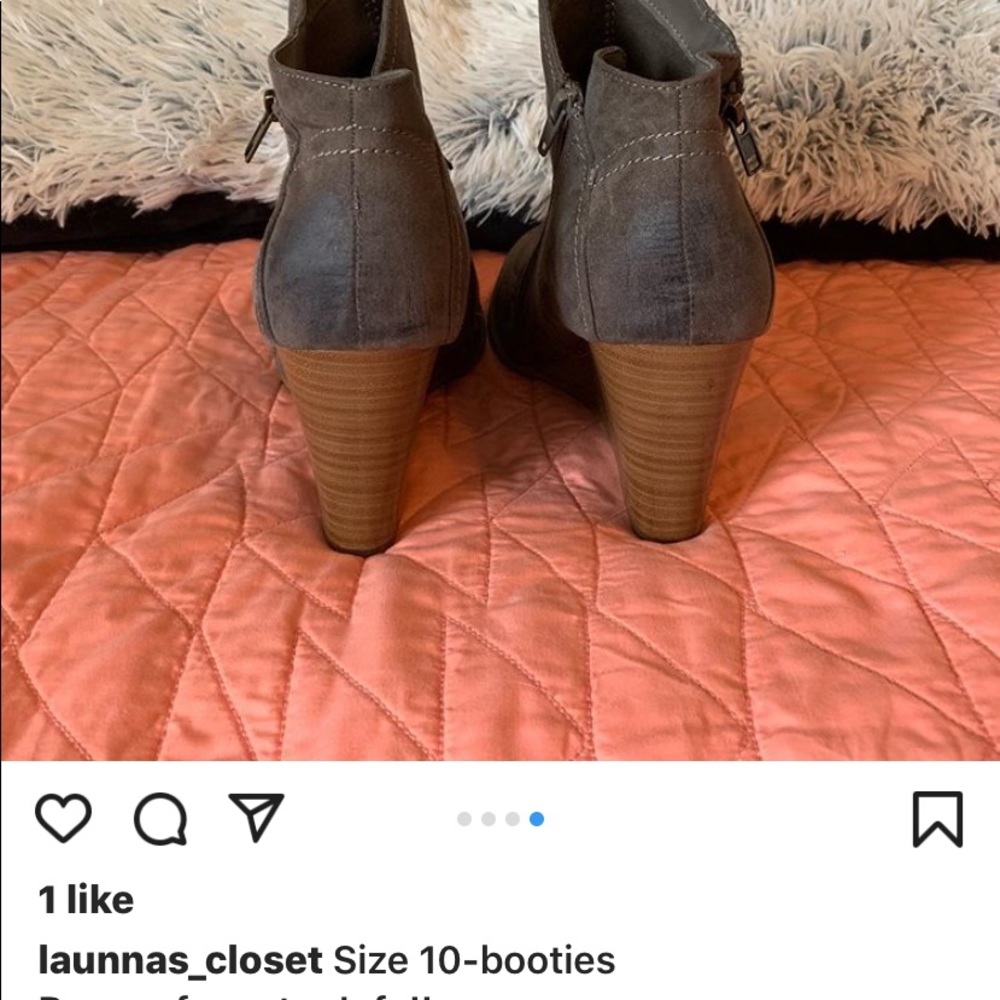 Booties - Picture 4 of 4